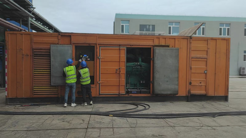 浦江如何检查柴油发电机组的机油油位？